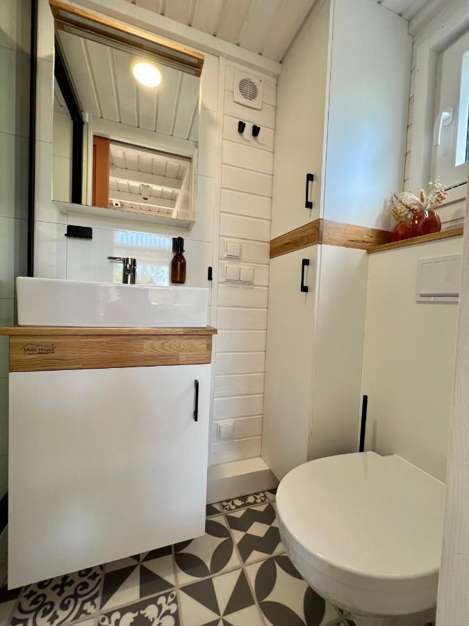 Tiny House Gaensebluemchen Villa Kirchanschoring Exterior photo